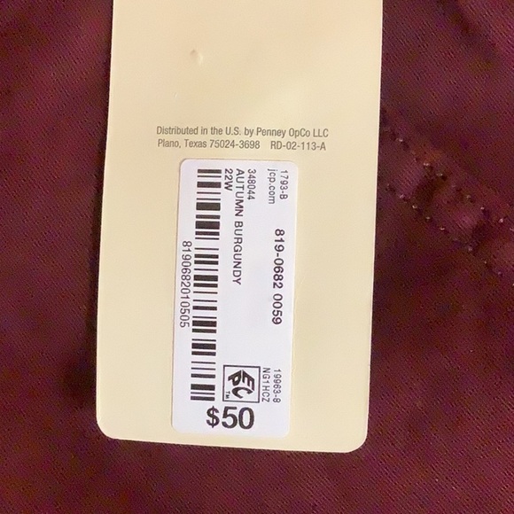 St.John’s Bay Size 22W Autumn Burgundy Pants With Pockets. New With Tags. - Picture 8 of 8